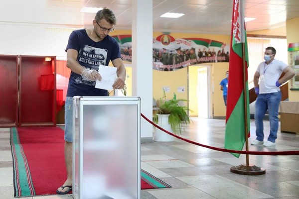 Bu gün Belarusda prezident seçkiləri keçirilir