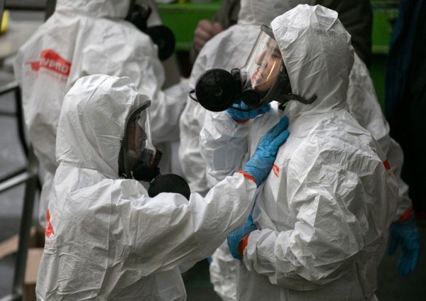 Çində yayılan yeni virus nə dərəcədə təhlükəlidir? - COVİD-19-dan fərqi...