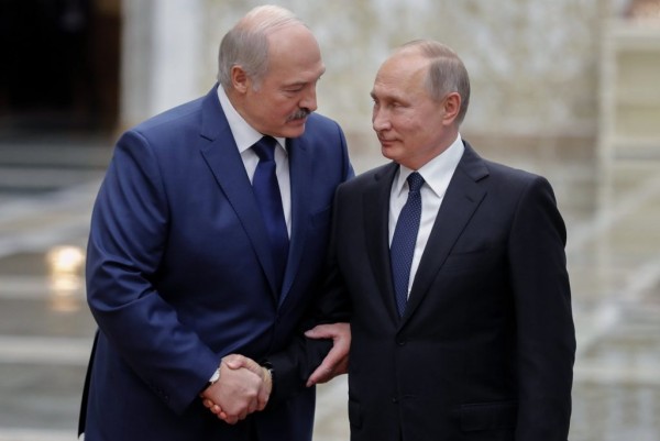 Putin Belarusa qoşun yeridir – "Lukaşenko məndən hərbi birlik istədi"