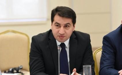 Hikmət Hacıyev: "Karantin səbəbindən atamı axırıncı dəfə martda görmüşəm"