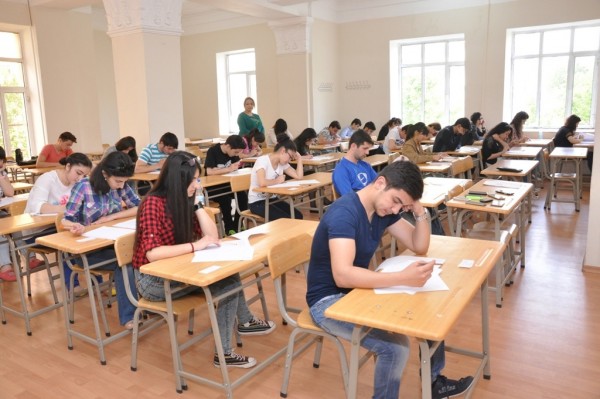 İmtahan proseslərində koronavirusa yoluxan olub? - RƏSMİ AÇIQLAMA