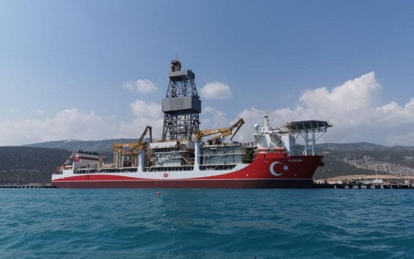 Türkiyə Qara dənizə ikinci qazma gəmisini göndərir