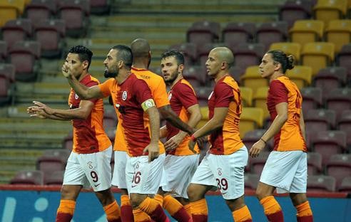 "Qalatasaray" Bakıya bu futbolçularla gəlir - Siyahı