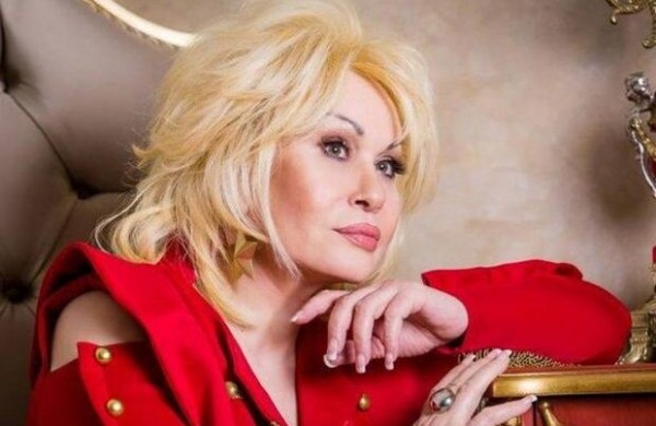 Nisə Qasımova xəstəliyini gizlədir?