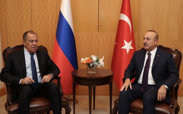 Çavuşoğlu və Lavrov Qarabağdakı vəziyyəti müzakirə etdi