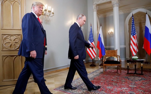 Tramp Putinlə münasibətlərindən danışıb