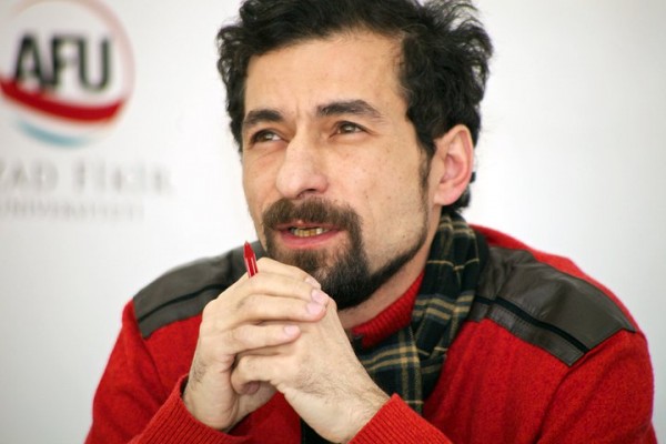 “On illərlə ellikcə manyak olmaq necə mümkündür?” – Filosofdan ermənilərə