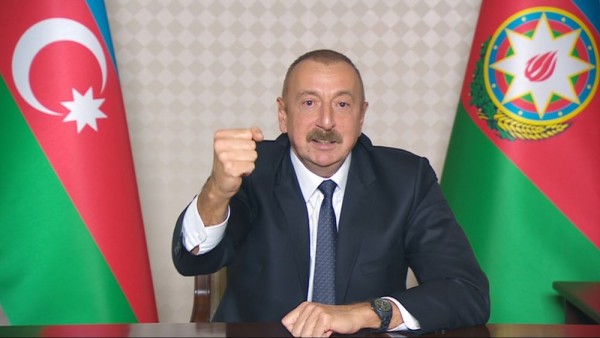 Prezident İlham Əliyev: Təkbaşına vuruşuruq, hər kəs bunu bilir