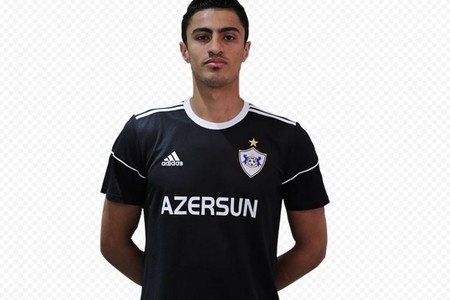 "Qarabağ"ın futbolçusu meydandan qovuldu