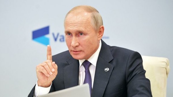 Putin: “Türkiyə Qarabağla bağlı danışıqlarda olmalıdır”