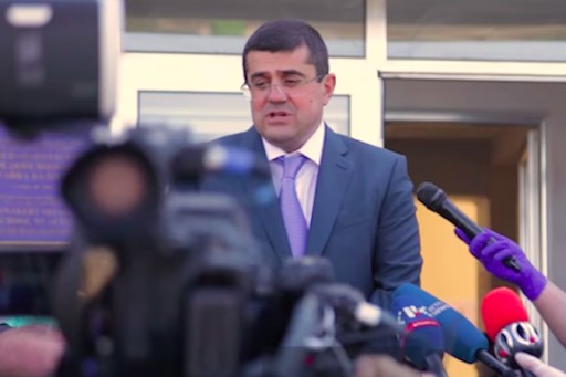 Araik Aratunyan: "Azərbaycan Ordusu Şuşanın 5 kilometrliyindədir"