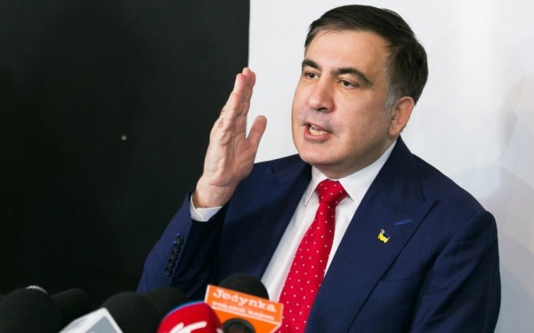 Gürcüstanda hakimiyyət dəyişir - Saakaşvili elan etdi