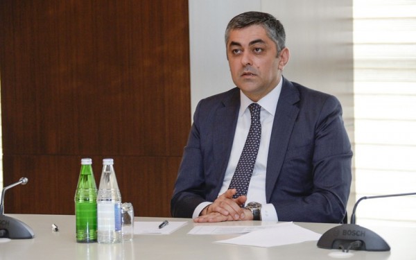 Nazirdən xəbərdarlıq: “Vətəndaşlara saxta mesajlar göndərilir”