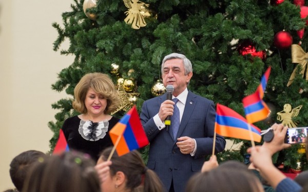 Serj Sarkisyanın arvadı koronavirusdan öldü