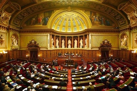 Fransadakı soydaşlarımız ölkə senatını Azərbaycanın haqlı mövqeyinə zidd addımları rədd etməyə çağırıb