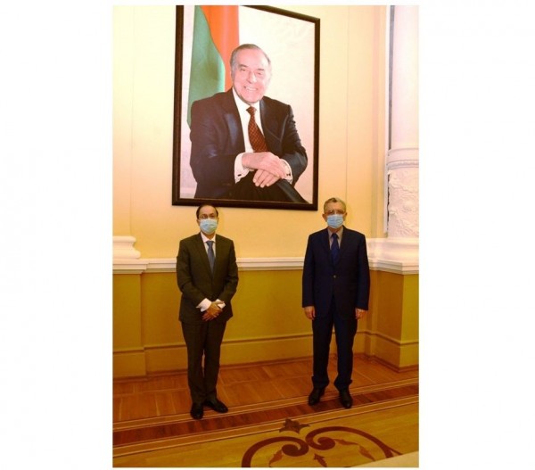 Eldar Əzizov Pakistanın ölkəmizdəki səfiri ilə görüşüb