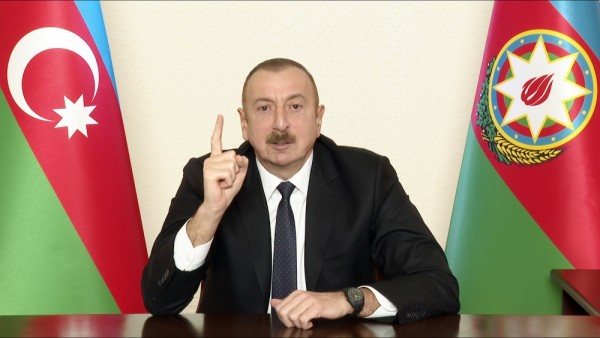 Prezident: "Sizin onlardan xoşunuz gəlirsə, verin Marsel şəhərini, onlara orada ikinci dövlət yaradın"