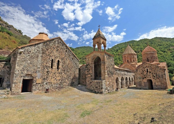 Xudavəng monastırına vaiz təyin olundu