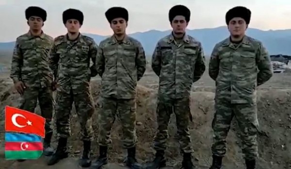 Azərbaycanlı gənclərin Çavuşoğlu sevgisi