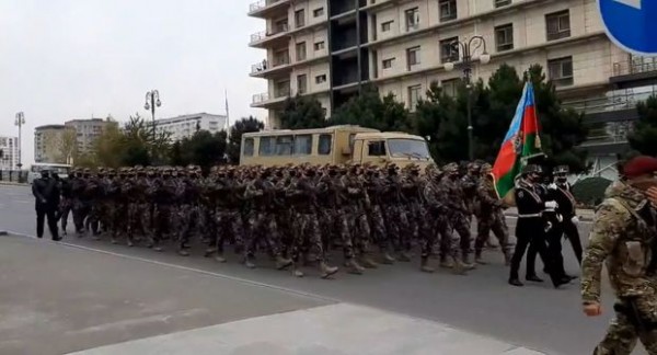 Kürşad Zorlu Bakıda hərbi parada hazırlıq görüntülərini paylaşdı - VİDEO