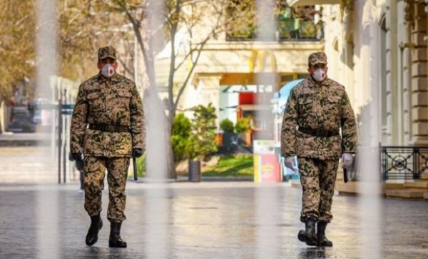 Bu şəxslərin xidməti vəsiqə ilə hərəkətinə icazə verilir