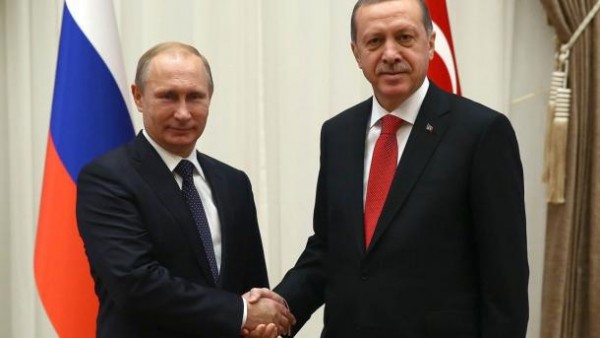 Vladimir Putin: “Ərdoğan sözünün üstündə duran kişi adamdır”