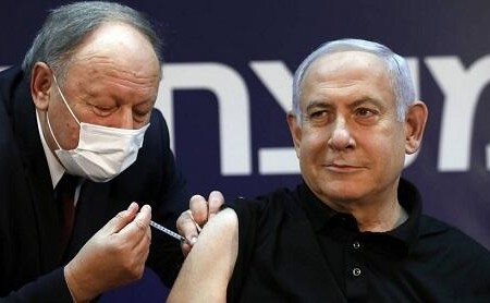 Peyvənd olunan Netanyahu: "Özümü əla hiss edirəm..."