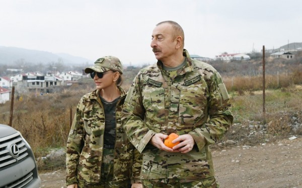 İlham Əliyev və xanımı Qubadlıdan Bakıya xurma gətirdi