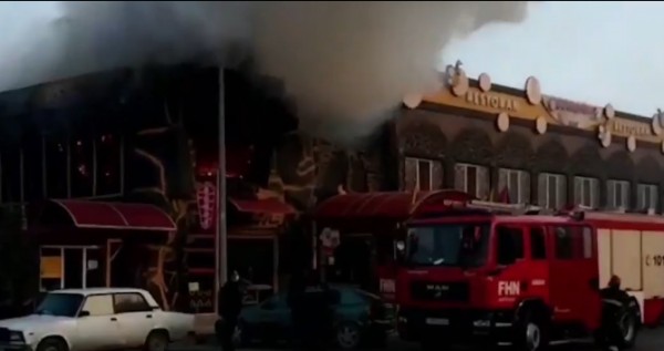 Bakıda məşhur restoran yanır - Rəsmi açıqlama