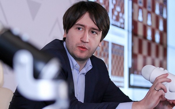 Teymur Rəcəbov erməni rəqibini məğlub edərək çempion oldu