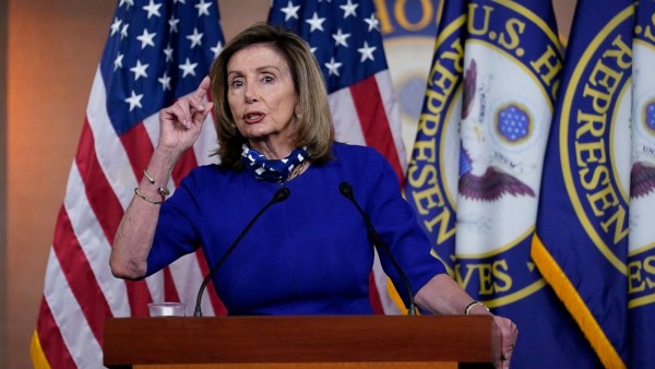 Nensi Pelosi: “Tramp Putinin köməkçisidir”