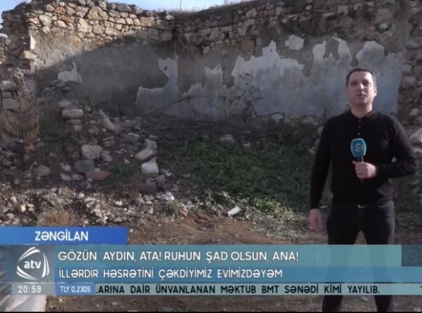 Jurnalist Zəngilandakı evlərini taparkən göz yaşlarına hakim ola bilmədi