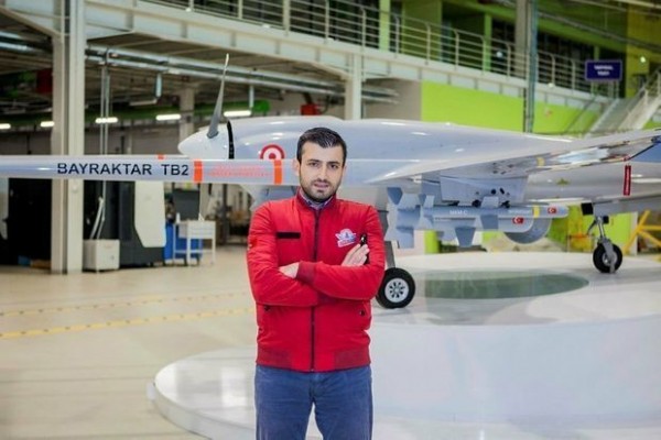 Bayraktar “WhatsApp”dan imtina etdi