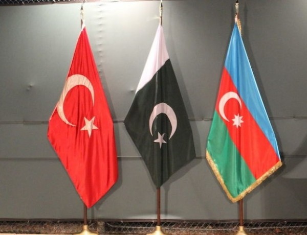 Bu gün Azərbaycan, Türkiyə və Pakistan XİN başçılarının görüşü olacaq