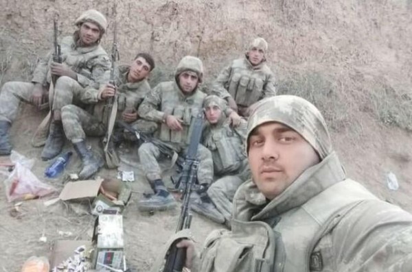 Çadırda doğuldu, döyüşüb aldığı yurdunda dəfn edildi - FOTO