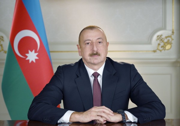 Bir sıra birinci instansiya məhkəmələrinə hakimlər təyin edildi - Sərəncam