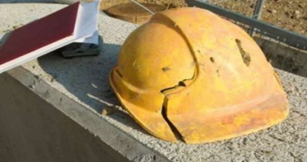 Bakıda fəhlə faciəvi şəkildə ölüb
