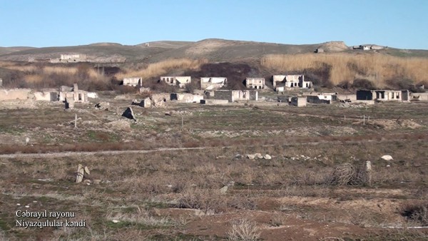 Cəbrayılın Niyazqulular kəndindən görüntülər