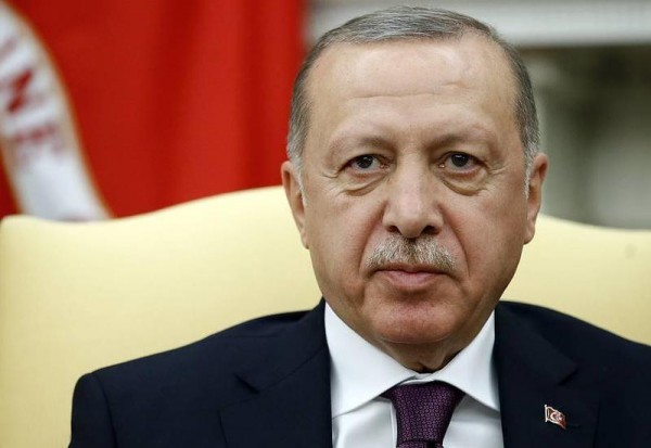Ərdoğan 22 səfiri vəzifəsindən azad edib