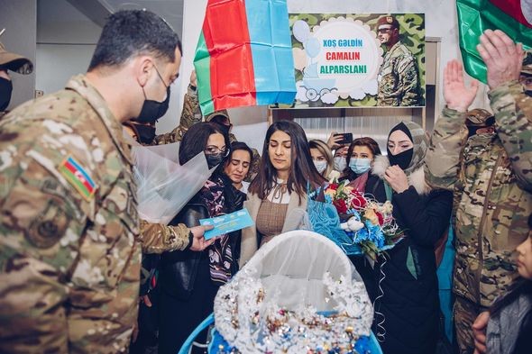 “YAŞAT” iki şəhidin övladına 5000 AZN-lik hesab açacaq