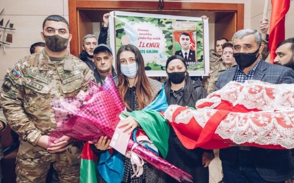 “YAŞAT” Fondu daha bir şəhidin yeni doğulan övladına hesab açır - FOTO