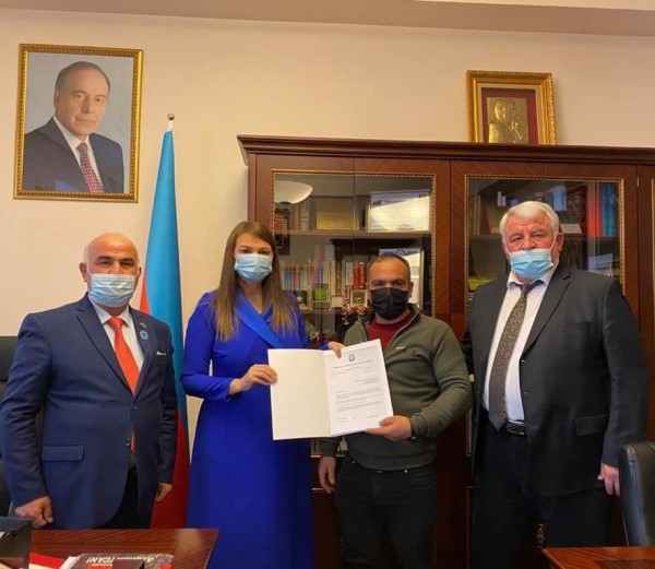 Qənirə Paşayeva şəhid Vüsal Şirinovun atası ilə görüşüb