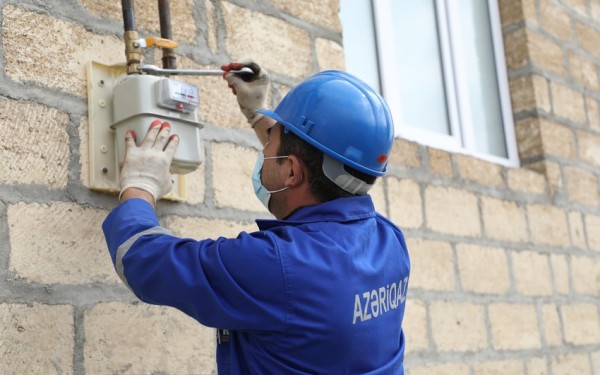 Elektrik, su və qaz sayğacları ilə bağlı qanunda dəyişiklik edildi