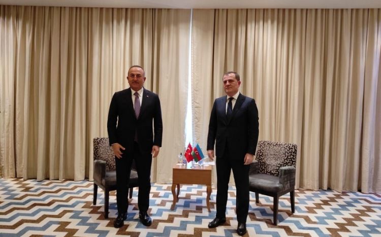 Azərbaycan və Türkiyə XİN başçılarının Tacikistanda görüşü olub Azərbaycan və Türkiyə XİN başçılarının Tacikistanda görüşü olub