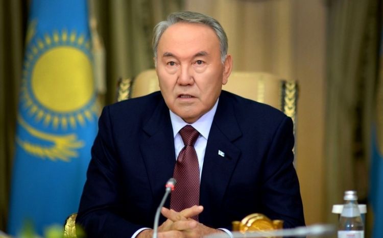 Nazarbayev İlham Əliyevi təbrik etdi