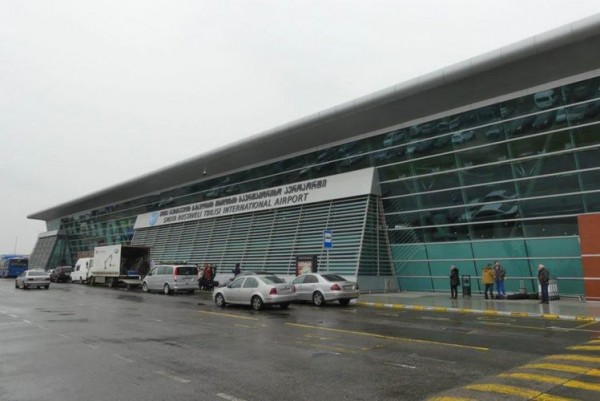Bu gündən Azərbaycan vətəndaşları Gürcüstana yeni qaydalarla səfər edə biləcək