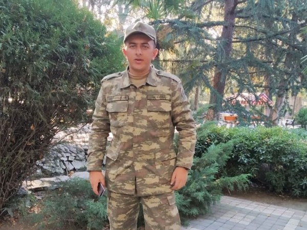 Təhsilini yarımçıq qoyub hərbi xidmətə yollanan şəhid Arif Rüstəmov - FOTO