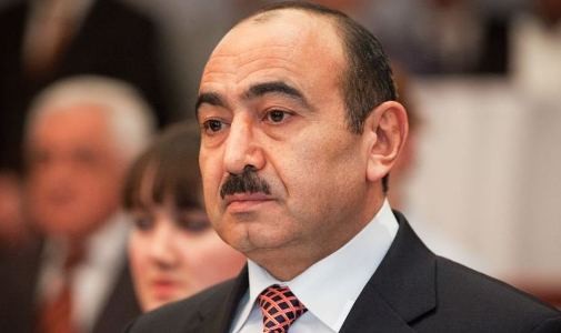 Əli Həsənov iflic oldu, ağzı əyildi