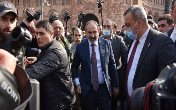 “Paşinyan mühafizəsini Türkiyəyə əmanət edəcək” - Ermənistan mediası