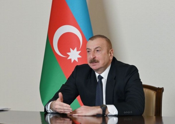İlham Əliyev: Bu il üç minə yaxın şəhid ailəsi və müharibə əlili yeni mənzillər alacaq